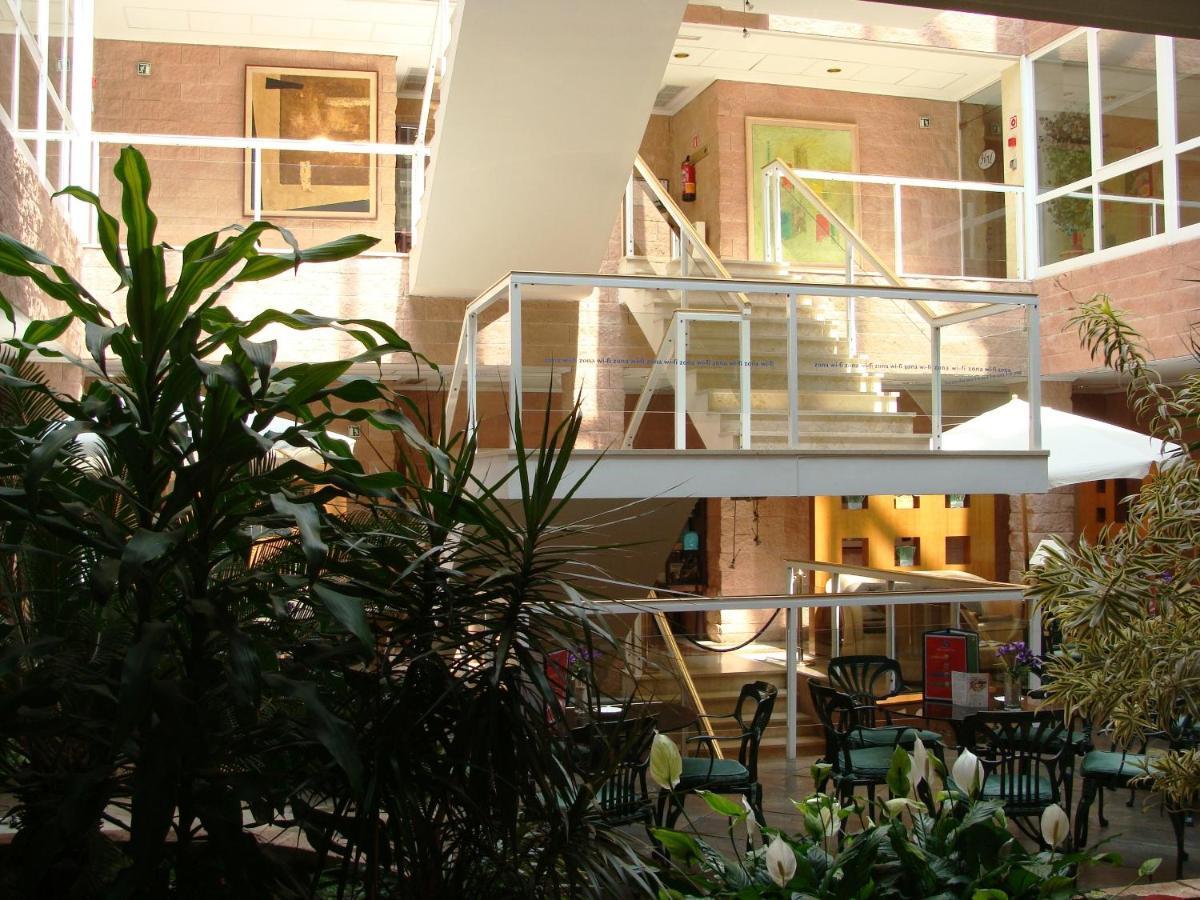 Hotel Majadahonda Extérieur photo